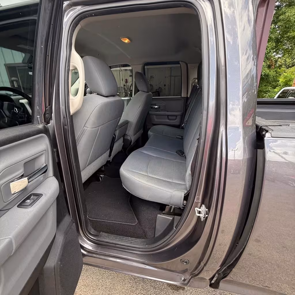 2017 Ram 1500 - 1C6RR7GG7HS776903 - Image #9