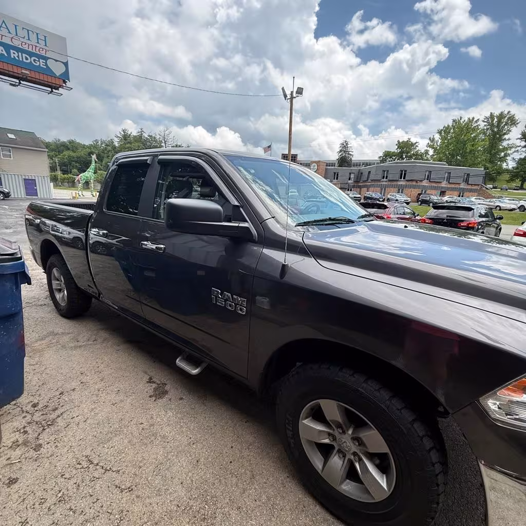 2017 Ram 1500 - 1C6RR7GG7HS776903 - Image #5